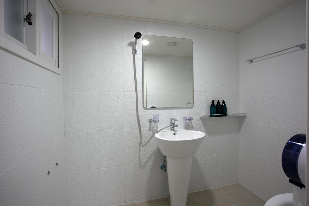 Guesthouse Dodam I Séoul Chambre photo